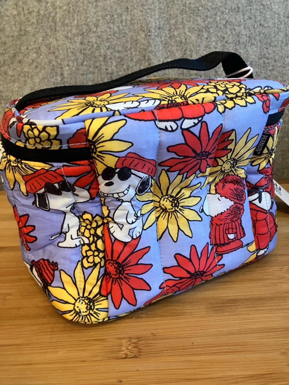 NWT - BAGGU x Peanuts Puffy Lunch Bag in Floral Snoopy Print - Picture 4 of 10